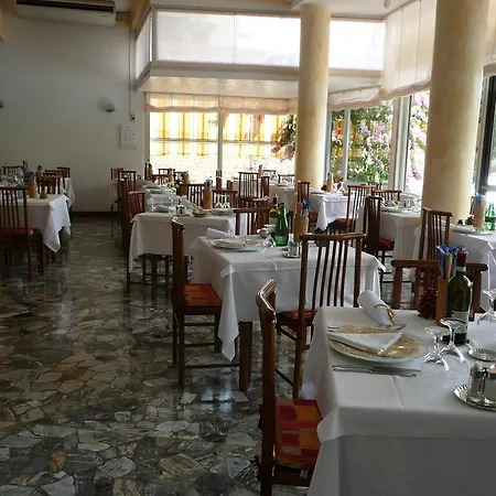 Hotel Splendid Toscolano-Maderno
