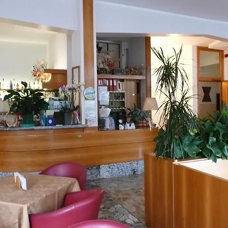 Hotel Splendid Toscolano-Maderno